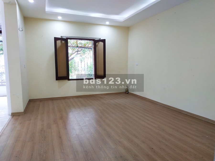 Bán nhà phố Nguyễn Lương Bằng, diện tích sử dụng 70m2, giá bán chỉ 4.7 tỷ, lh 0902317688