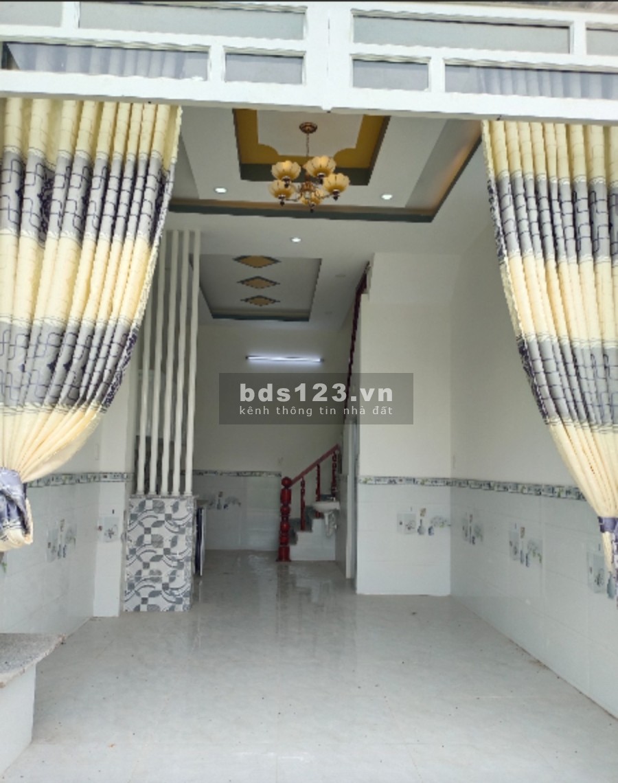 Bán nhà tỉnh lộ 10 Trần Văn Giàu, có sổ hồng riêng bao sang tên công chứng ngay
