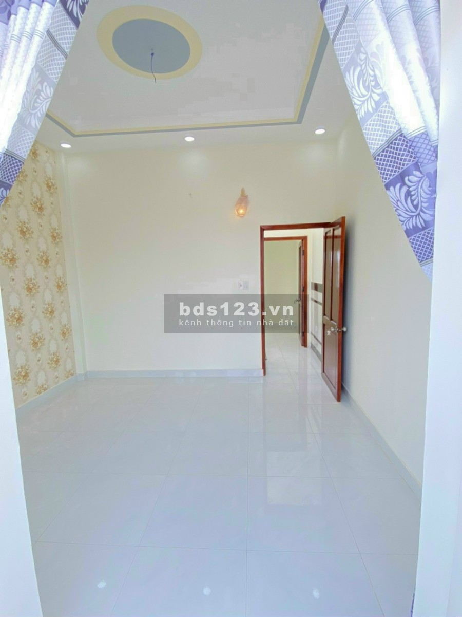 Bán nhà tỉnh lộ 10 Trần Văn Giàu, có sổ hồng riêng bao sang tên công chứng ngay