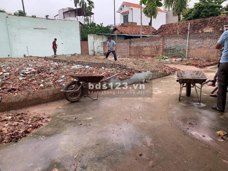 Chính chủ bán lô đất Thọ Xuân 55m2, ô tô đỗ cửa. Lh: 0968 136 038.