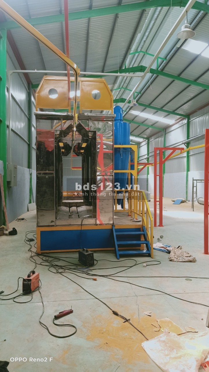 Cho thuê nhà xưởng diện tích 1300m2, hệ thông sơn tĩnh điện mới 100%, giá tốt