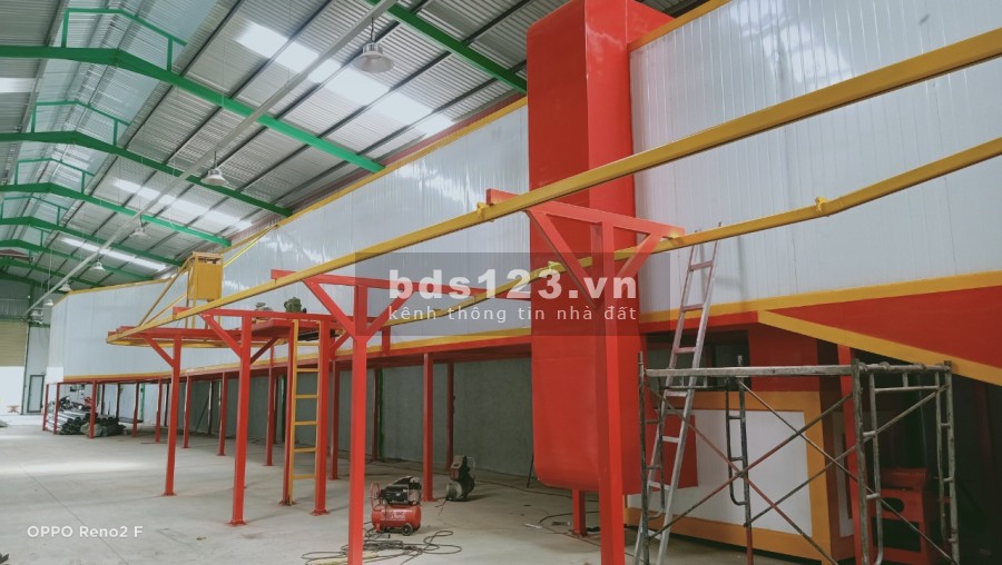 Cho thuê nhà xưởng diện tích 1300m2, hệ thông sơn tĩnh điện mới 100%, giá tốt