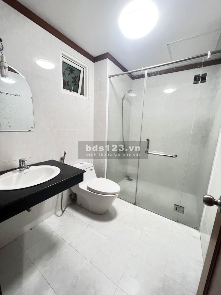 Phòng Ban Công Chung Cư Hoàng Anh Thanh Bình Sát Bên LOTTE MART Q.07