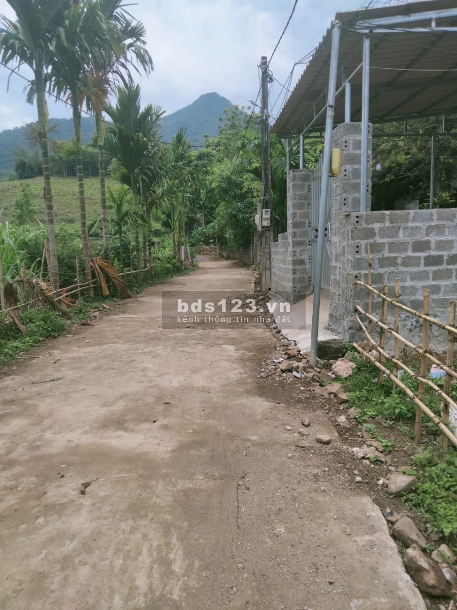 Bán 700m đất Kim Bôi Hoà Bình có 400m2 ONT bám đường bê tông khoảng 15m giá tốt
