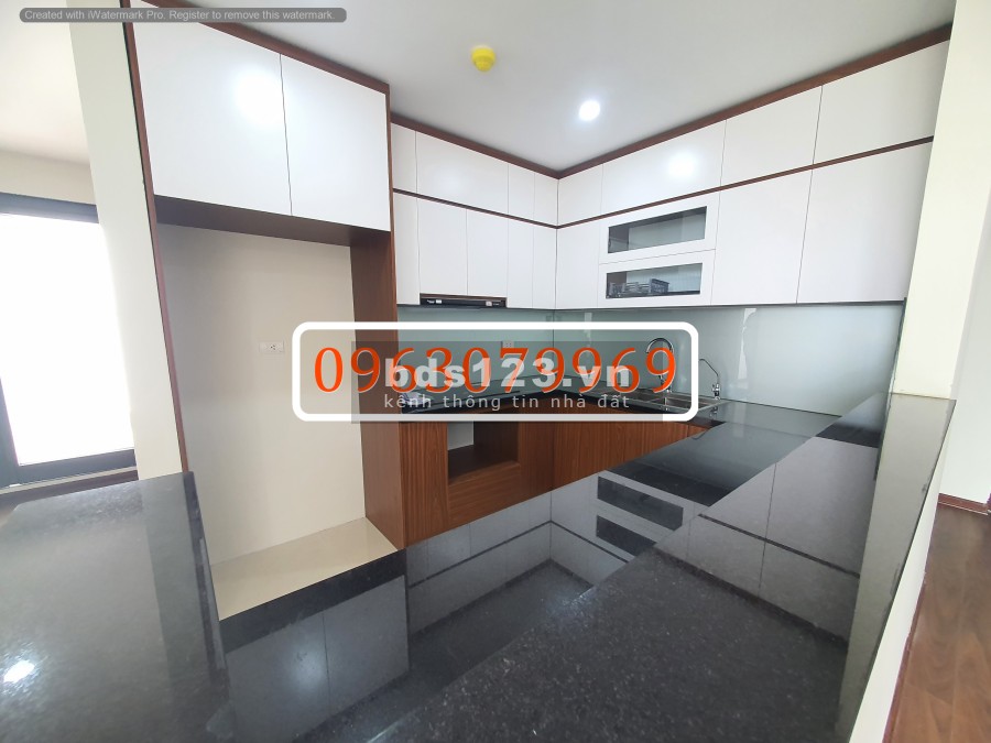 Bán chung cư Homeland Nguyễn Văn Cừ 2 pn 2 Wc sổ đỏ giá chỉ từ 1.9 tỷ, lh 0963079969