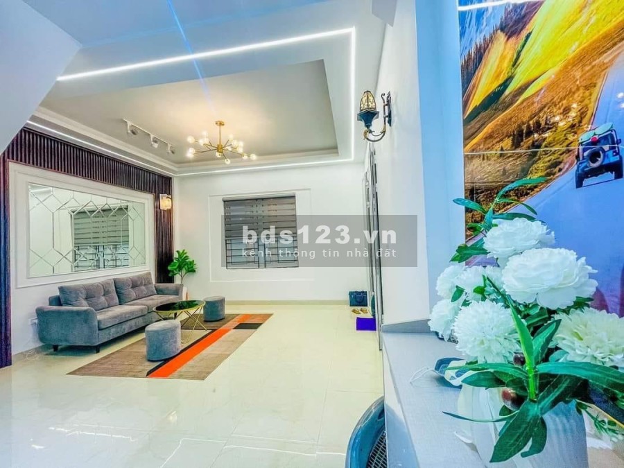 Nhà phố Xuân Thuỷ, Dịch Vọng Hậu, Cầu Giấy dt 35m2 6 tầng thang máy giá bán 5.3 Tỷ