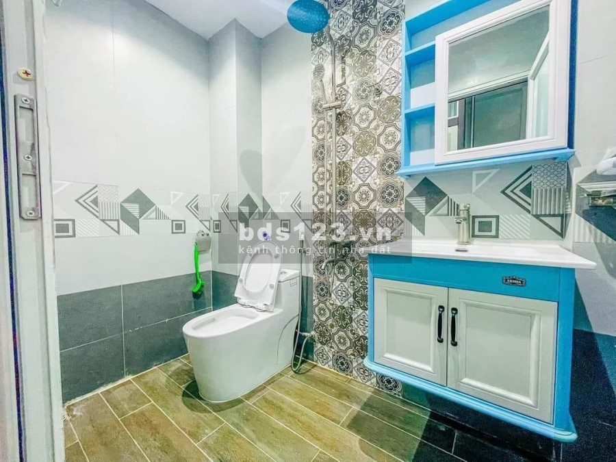 Nhà phố Xuân Thuỷ, Dịch Vọng Hậu, Cầu Giấy dt 35m2 6 tầng thang máy giá bán 5.3 Tỷ