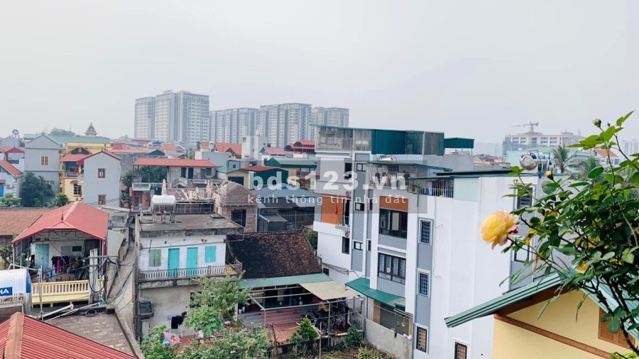Bán nhà nguyên căn Quận Hà Đông, dtsd 35m2 4 tầng đúc kiên cố 1 tum lô góc CHỈ 2.58 tỷ