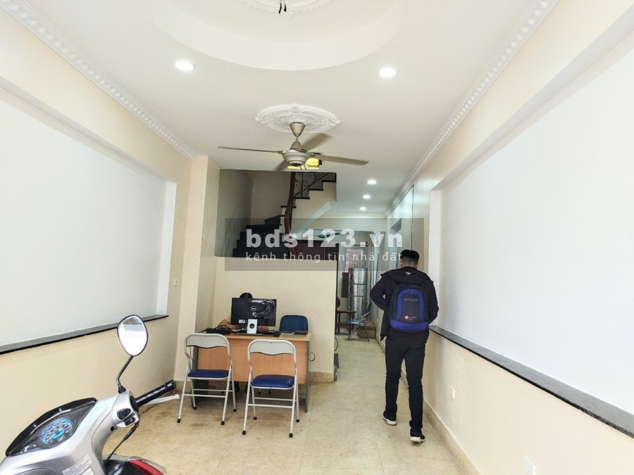 Bán nhà PL 4 tầng 2 mặt ngõ ô tô tránh KD phố Trung Hòa 47m2 giá 12 tỷ. LH 0912442669