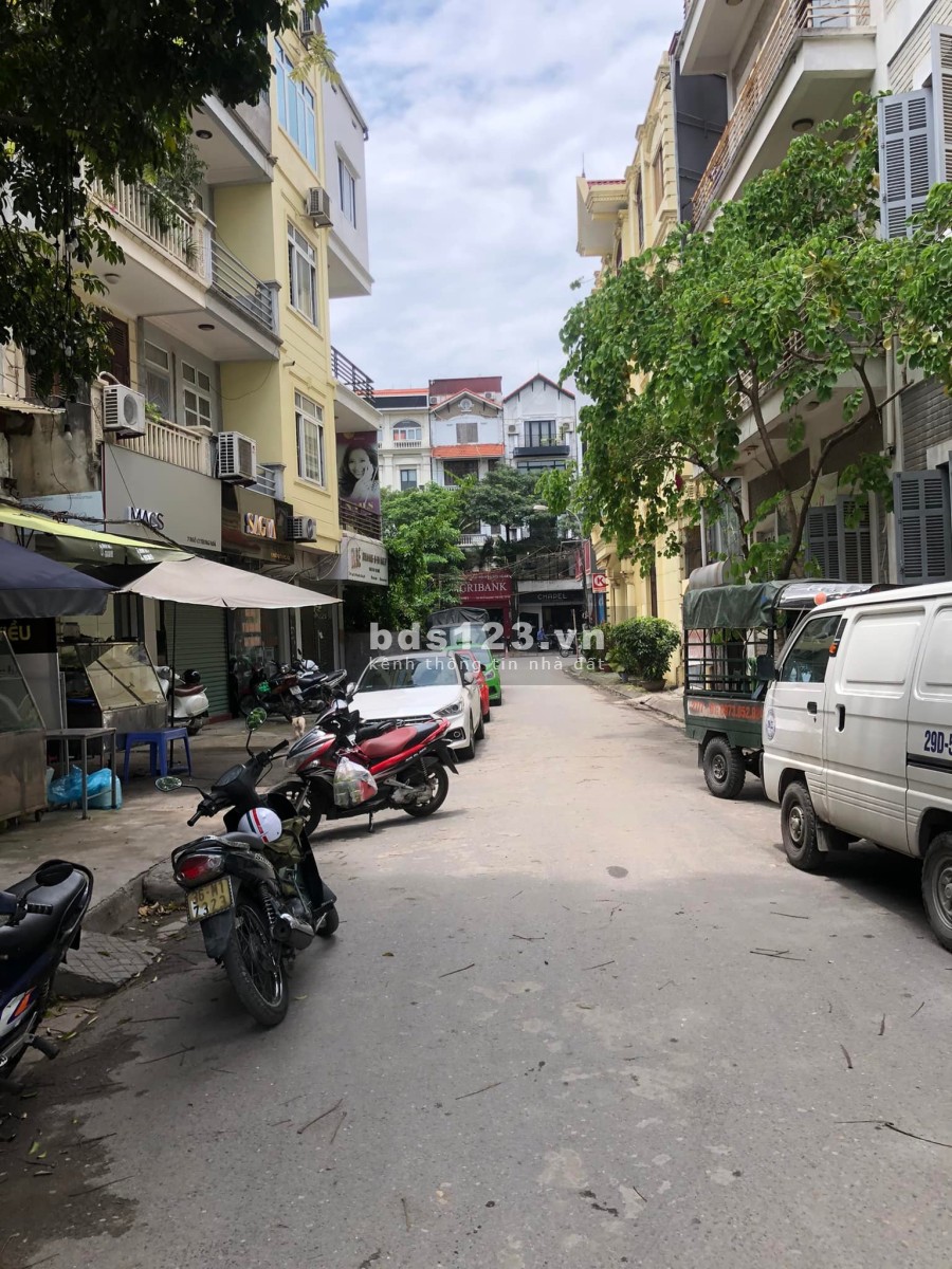 Bán nhà PL 4 tầng 2 mặt ngõ ô tô tránh KD phố Trung Hòa 47m2 giá 12 tỷ. LH 0912442669