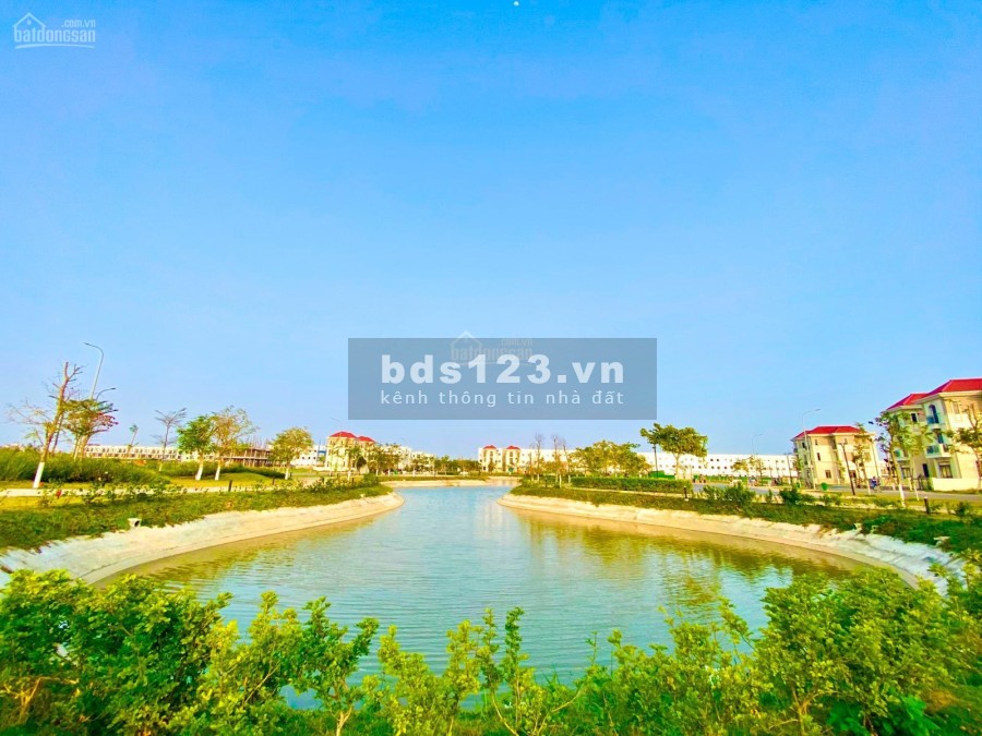Bán biệt thự Centa Villas Vsip Từ Sơn Bắc Ninh, 135m2, Giá: 7,6 tỷ, Sổ đỏ vĩnh viễn. LH 0819866636