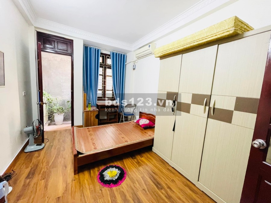 Chính chủ cần bán gấp 31m2 đầy đủ nội thất phố Kim Hoa giá bán 3.8 tỷ bàn giao ngay