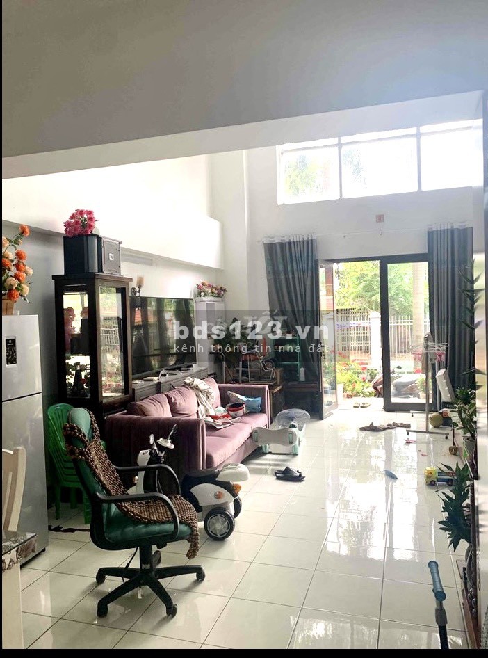 Chính chủ cần bán gấp giá tốt Shophouse chung cư Thới An Quận 12 dtsd 132m2 3pn