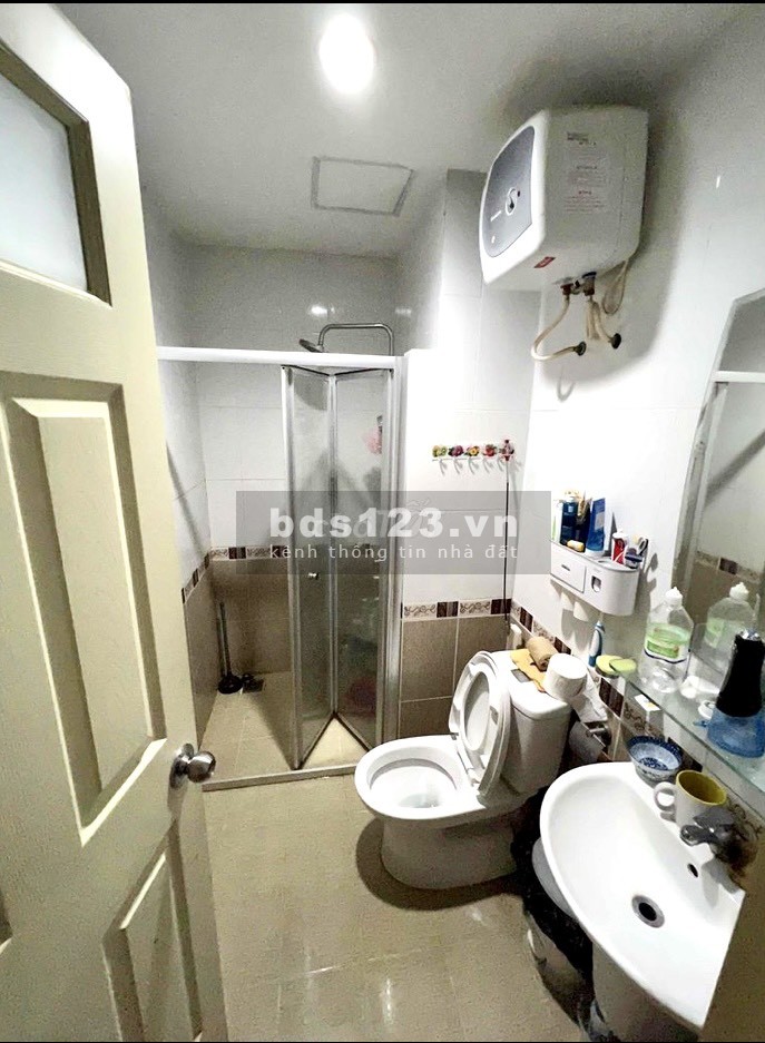 Chính chủ bán gấp giá tốt căn hộ Hưng Phát 1 - Nhà Bè 86m2 2pn, căn hộ sổ chính chủ