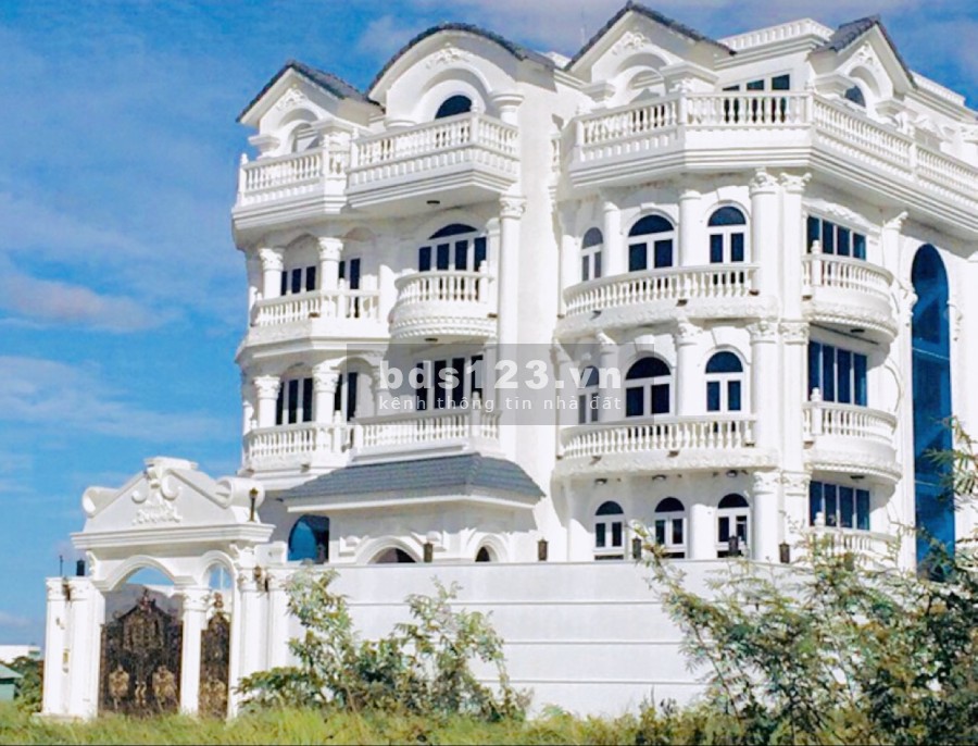 Cần bán biệt thự song lập ven sông Sài Gòn- 100% phòng có view khác nhau