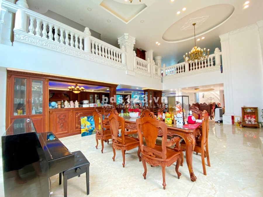 Cần bán biệt thự song lập ven sông Sài Gòn- 100% phòng có view khác nhau