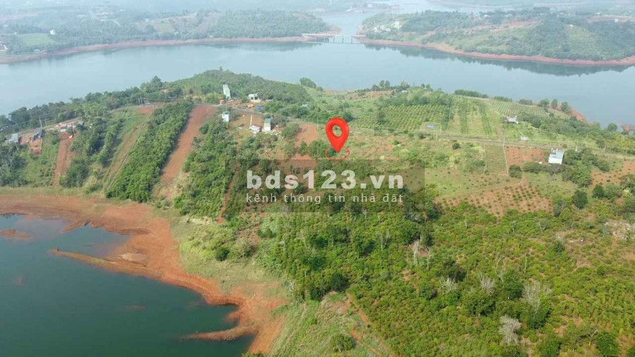 Bán nhanh lô đất 951m2 view hồ tại Đắk Nông, chỉ 1,5 tỷ, đã có sổ hồng riêng, sang tên ngay