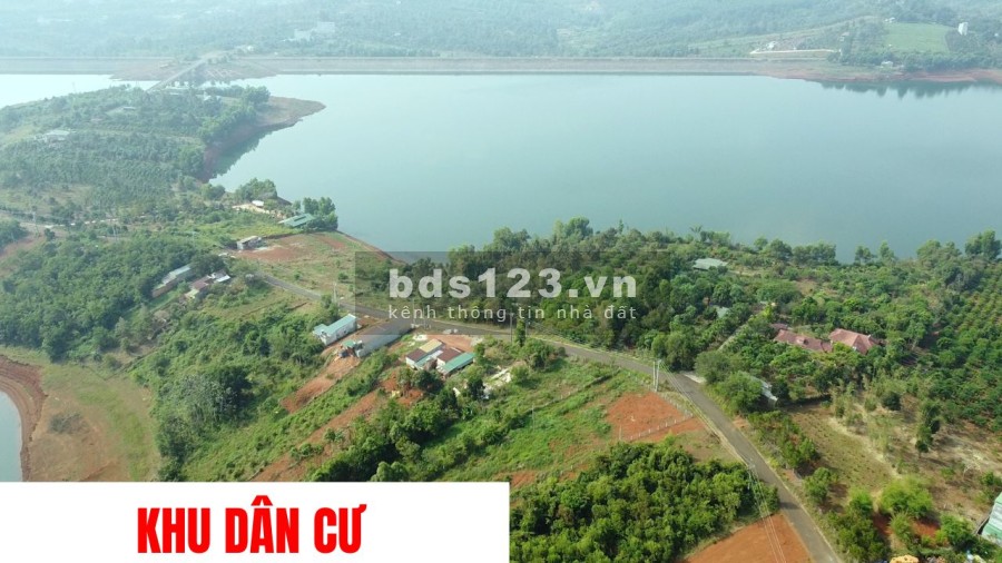 Bán nhanh lô đất 951m2 view hồ tại Đắk Nông, chỉ 1,5 tỷ, đã có sổ hồng riêng, sang tên ngay
