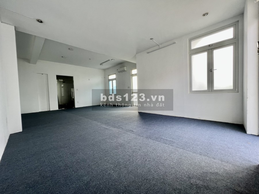 Chính chủ Văn phòng cho thuê Quận 4 View 2 mặt tiền siêu đẹp đầy đủ công năng