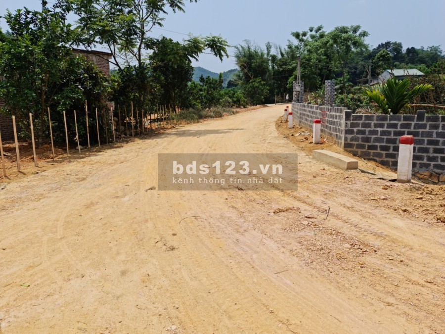 Bán siêu phẩm 1000m2 full thổ cư view núi giáp sông Bôi giá chỉ 1.x tỷ pháp lý chuẩn