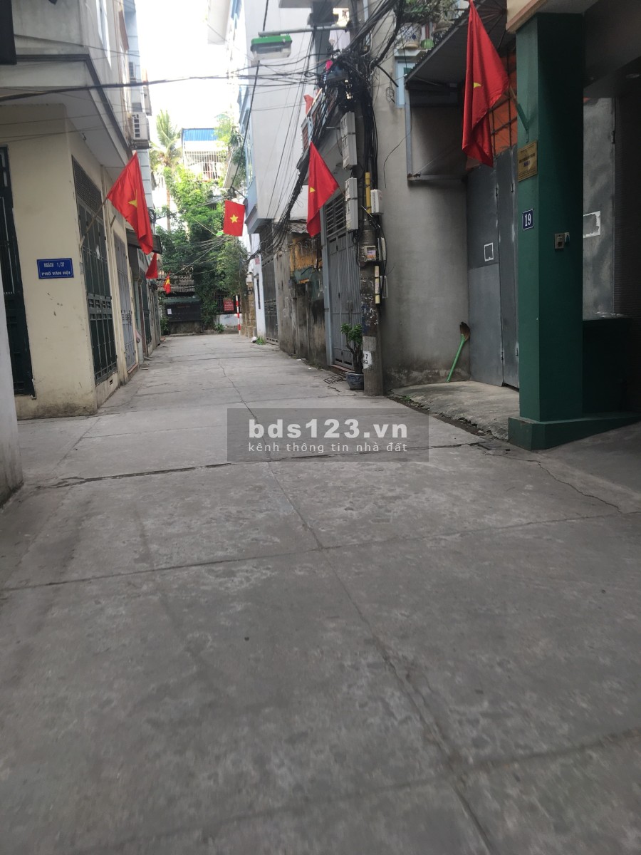 Bán nhà 2 tầng lô góc mt 8m ngõ thông tại Đức Thắng gần học viện tài chính, lh 0977699899