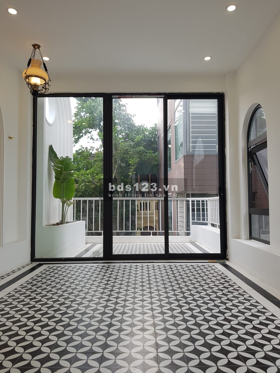 Bán nhà đẹp lô góc phố Láng Hạ 35m2 x 6 tầng giá 7,85 tỷ liên hệ 0912442669