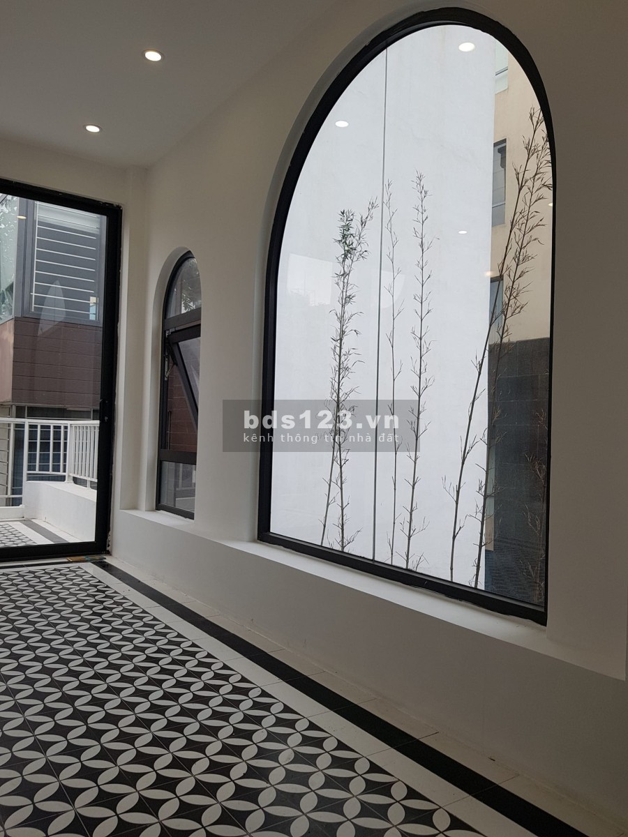 Bán nhà đẹp lô góc phố Láng Hạ 35m2 x 6 tầng giá 7,85 tỷ liên hệ 0912442669