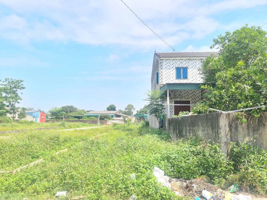 Giá bán chỉ hơn 1.5 tỷ, có ngay đất bám đường quy hoạch 18m Nghi Ân, khu dân cư đông