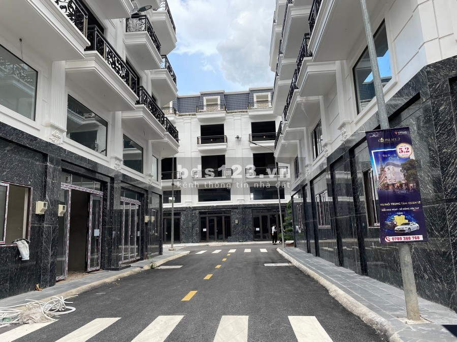Bán nhà phố full nội thất, pháp lý tại trung tâm Quận 12 giá chỉ 720 triệu vào ở ngay