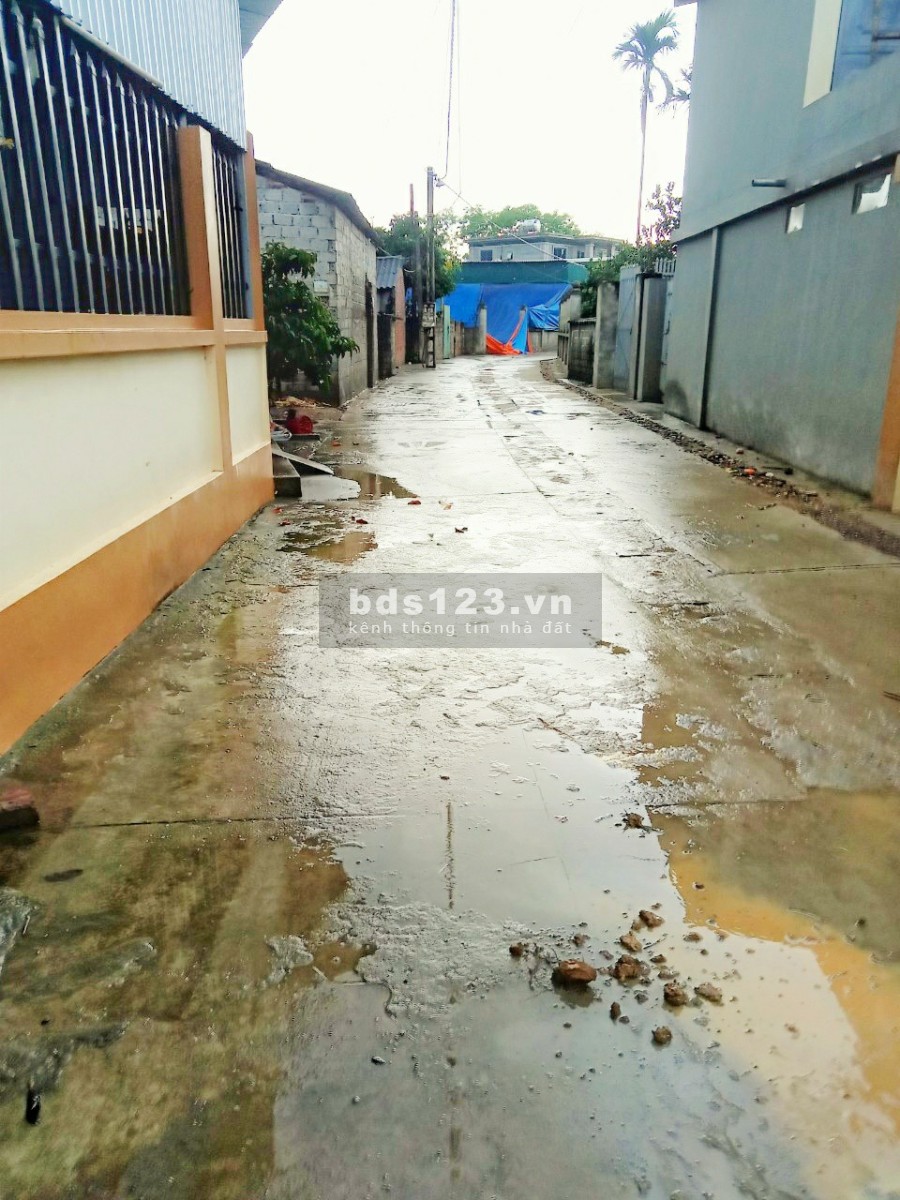 Bán đất Chương Mỹ 29m mặt tiền, full thổ cư hỗ trợ tách sổ. Giá tốt đầu tư sinh lời ngay. Sổ sẵn