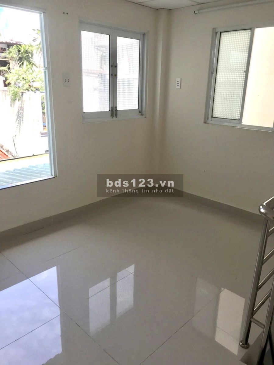 Chính chủ bán nhà 2 mặt hẻm 406 Nguyễn Thị Minh Khai Quận 3, liên hệ 0946868649