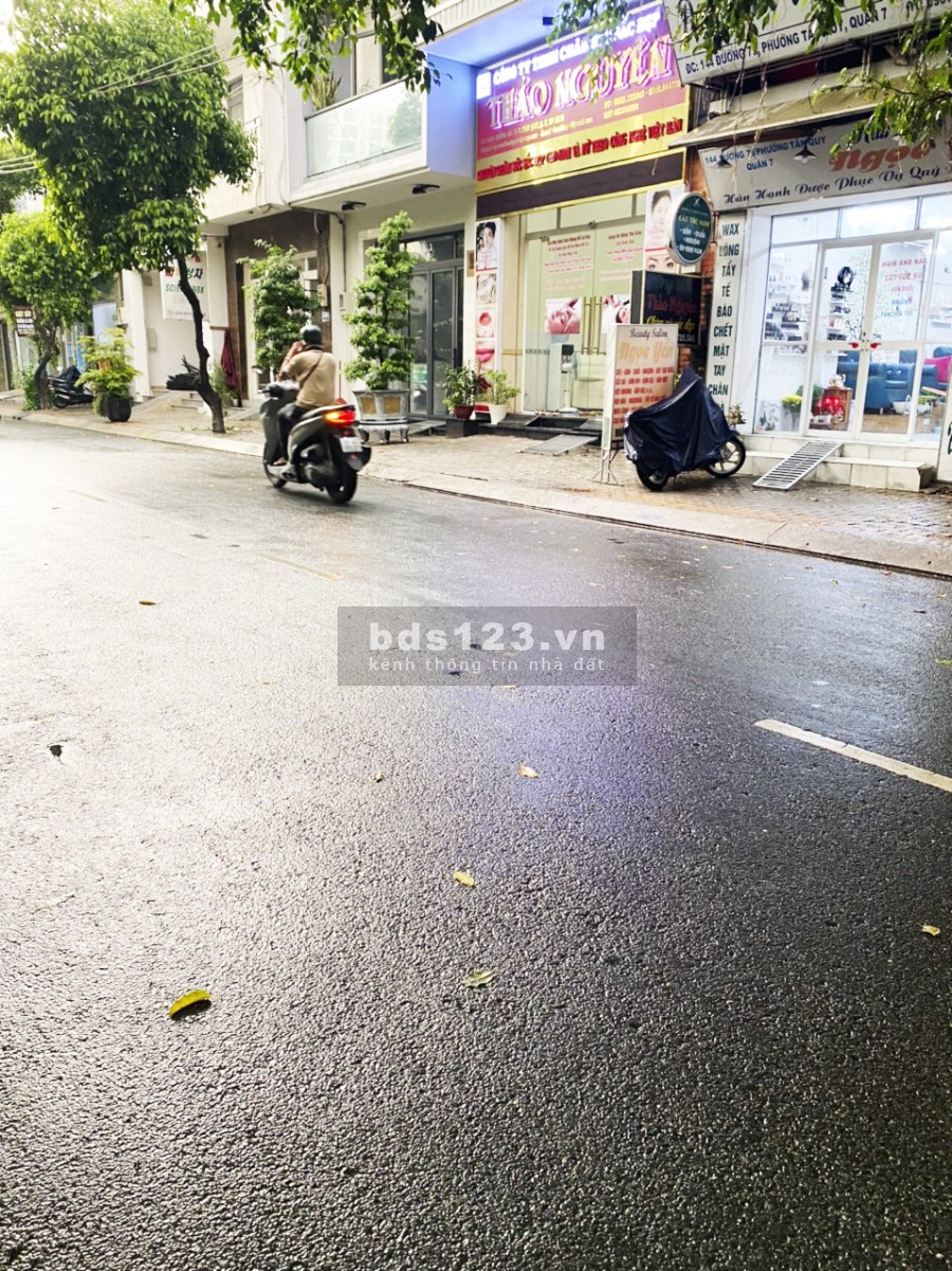 Bán đất mặt tiền kinh doanh đường số 79, phường Tân Quy, Quận 7 xây dựng tự do