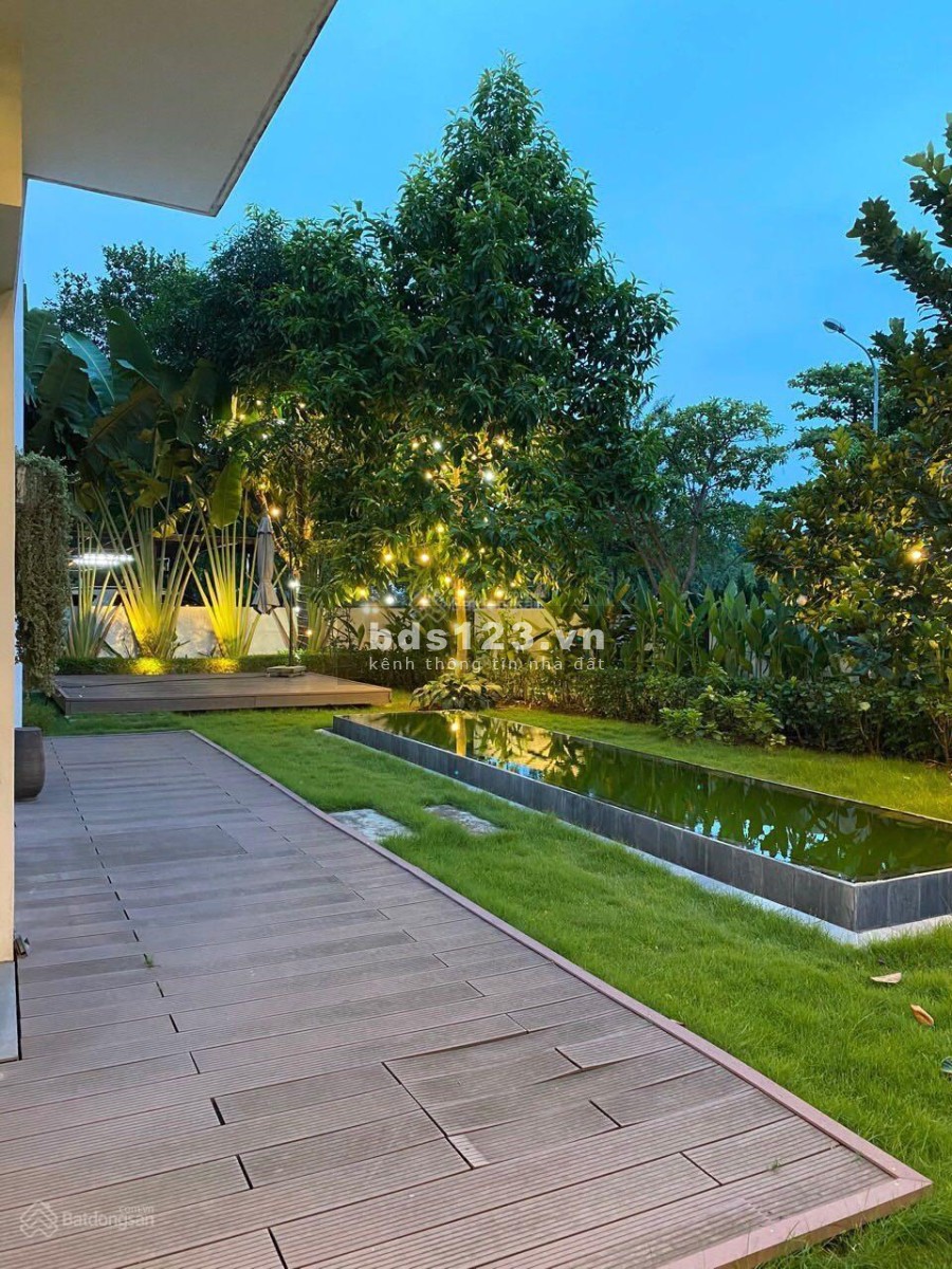 Cần bán căn góc biệt thự diện tích 327.7m2 hướng Đông Nam, đã có nội thất 0968129240