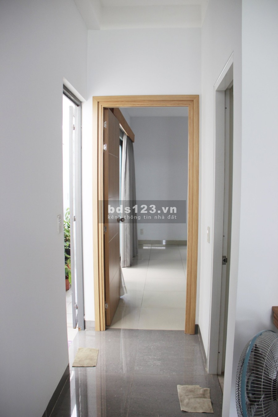Bán nhà mặt tiền đường nội bộ nam hùng vương đối diện công viên DT 4.5x20 giá 9.3 tỷ thương lượng