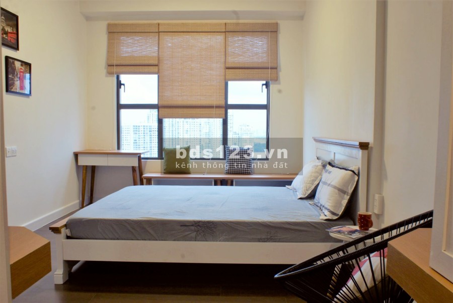 Chính chủ bán nhanh 2PN, tầng cao, giá bán chỉ 4,5 tỷ tại The Sun Avenue