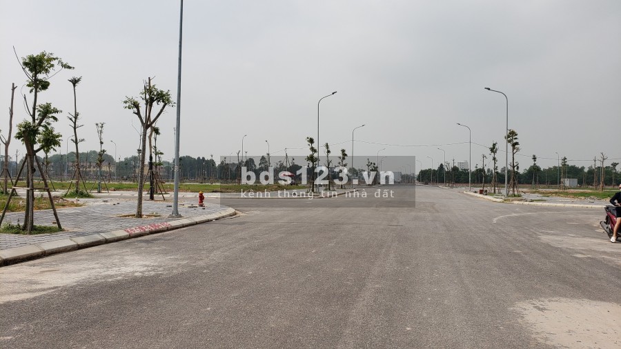 Cần bán lô đất bên TT Bích Động Việt Yên Bắc Giang, diện tích 90m2 giá 1 tỉ 9