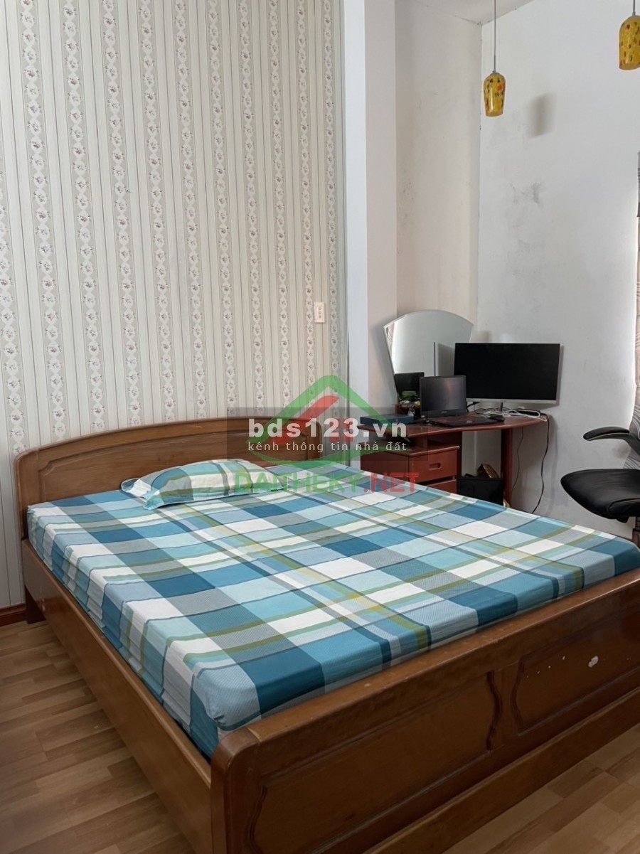 Cần bán gấp nhà Khu Nam Việt Á, 2 tầng, diện tích sử dụng 83m2, đường 5.5m