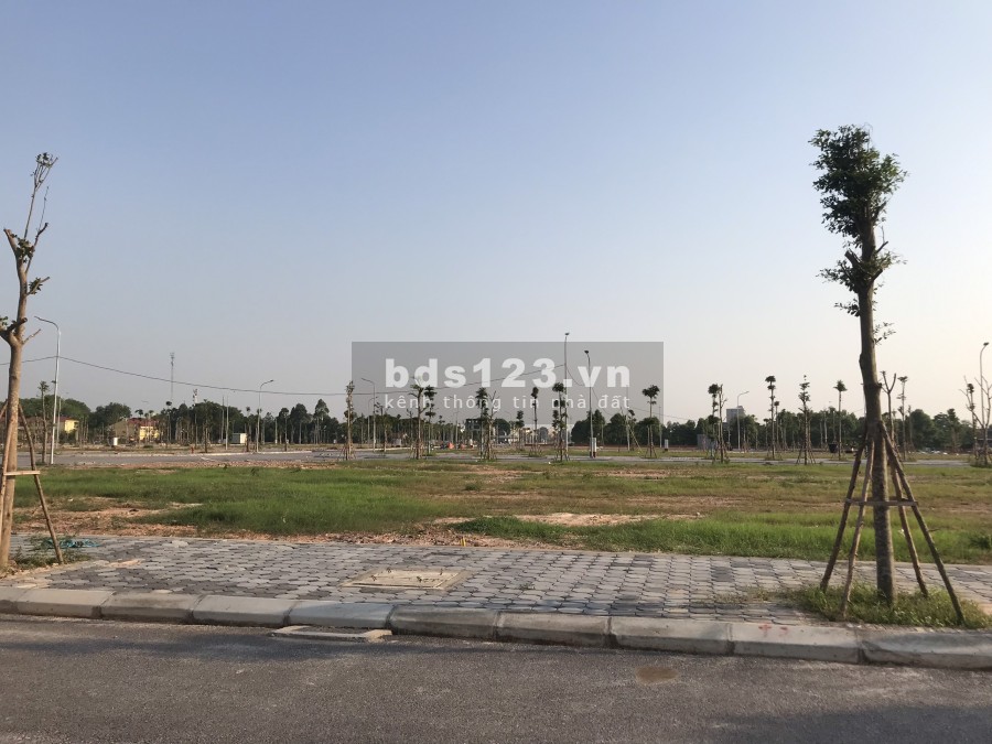 Cần bán lô đất bên TT Bích Động Việt Yên Bắc Giang, diện tích 90m2 giá 1 tỉ 9