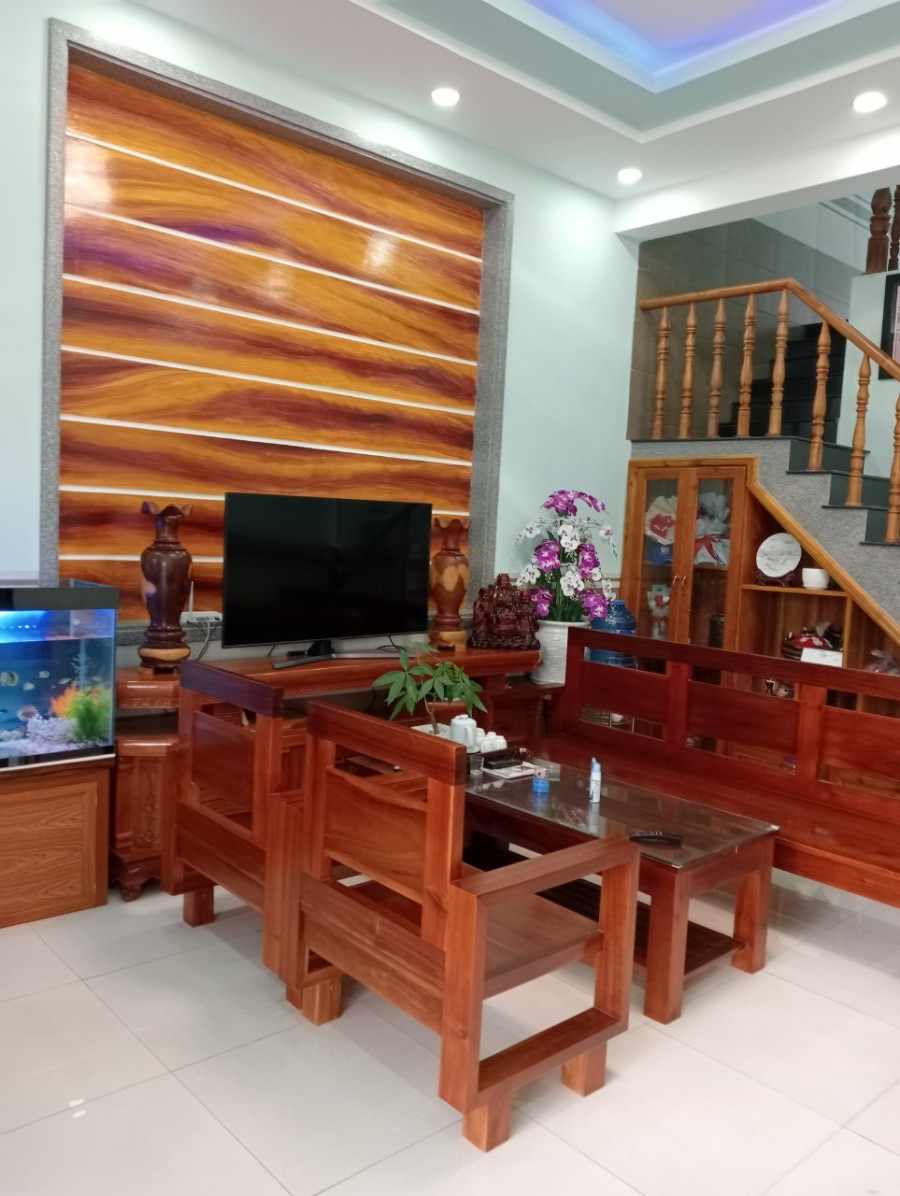 Bán nhà nguyên căn 1 trệt 1 lầu đường Trần Nhân Tông Bảo Vinh pháp lý chính chủ, bàn giao ngay