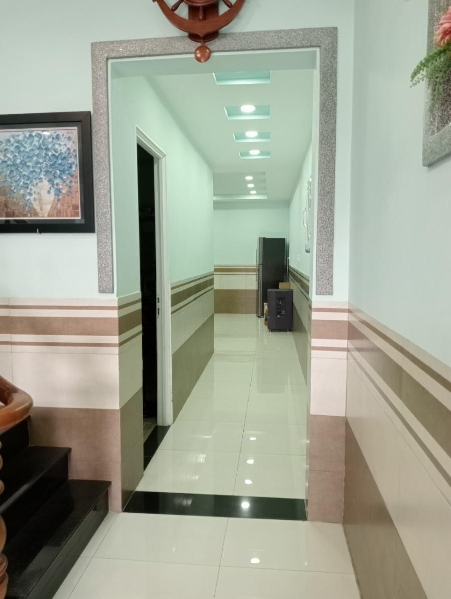 Bán nhà nguyên căn 1 trệt 1 lầu đường Trần Nhân Tông Bảo Vinh pháp lý chính chủ, bàn giao ngay
