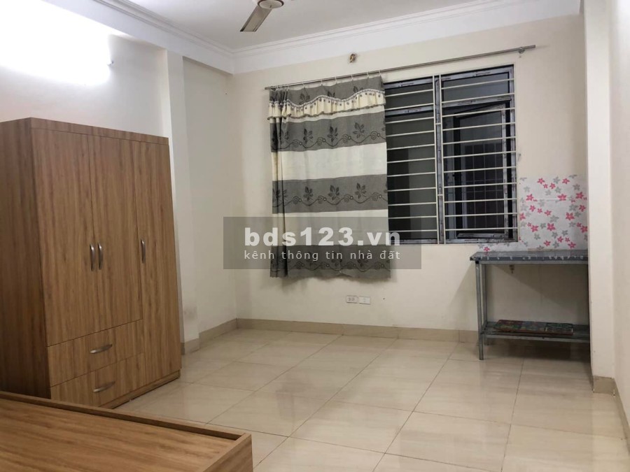 Bán nhà hàng hiếm 5 tầng ô tô cách 20m, giá bán 6.7 tỷ, có thương lượng, xây vuông đét