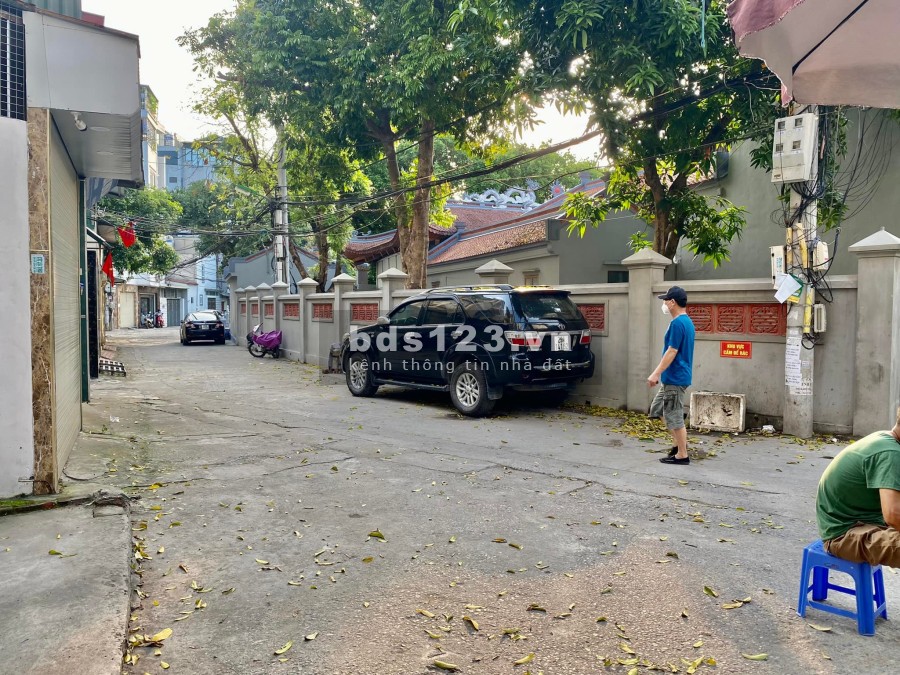 Bán đất tặng nhà cấp 4_ vị trí vàng giữa trung tâm Hà Nội _ CTL
