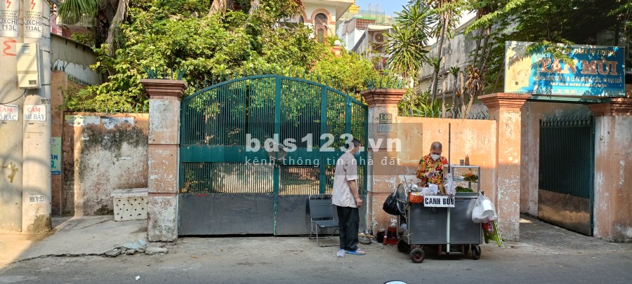 Cho thuê mặt bằng đường Xóm Chiếu, Quận 4 liên hệ 0909609661, khu dân cư đông đúc
