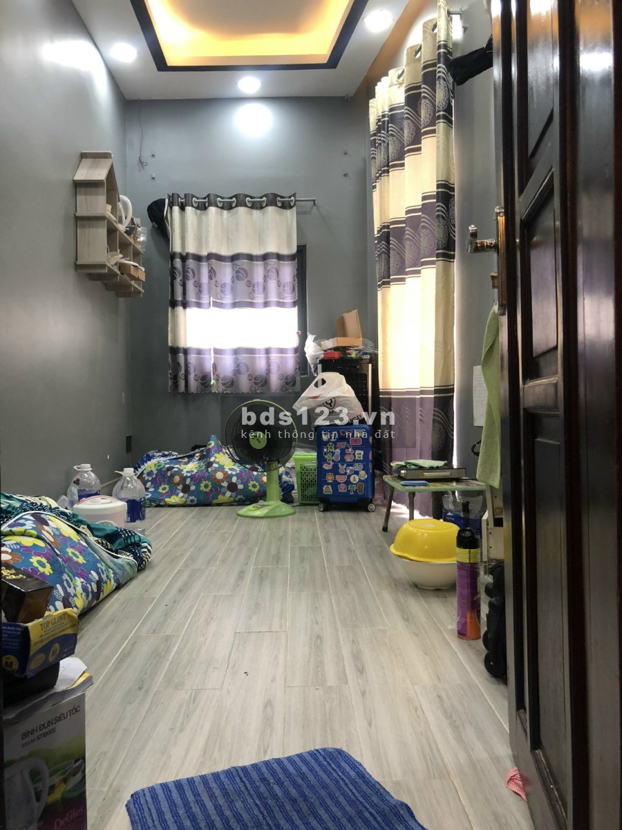 Bán nhà riêng quận 10, khu vực thoáng mát, hẻm thông, khu an ninh đảm bảo