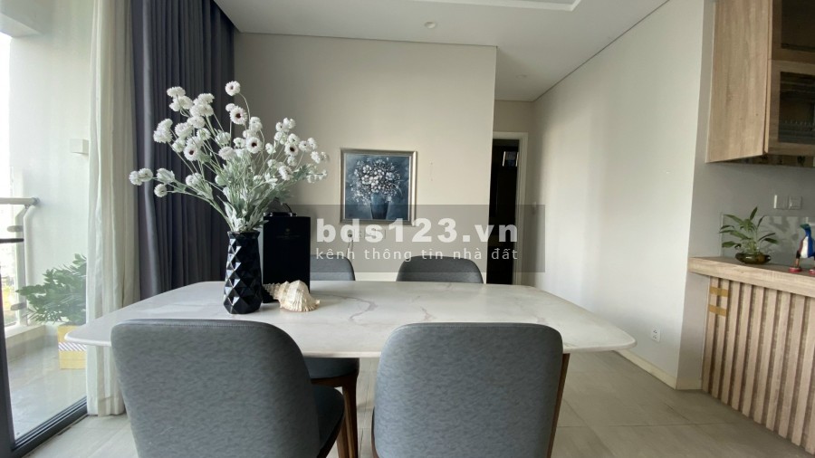 Thêm một căn hộ 2pn- tầng cao ở ngay giá thuê 23 tr/tháng liên hệ : 0909986202