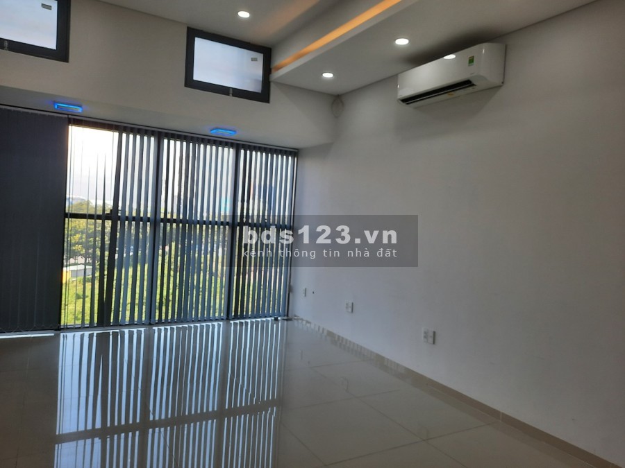 Văn phòng The Sun Avenue giá chỉ 15 triệu/tháng, dtsd 57m2, được đăng kí kinh doanh và ở lại