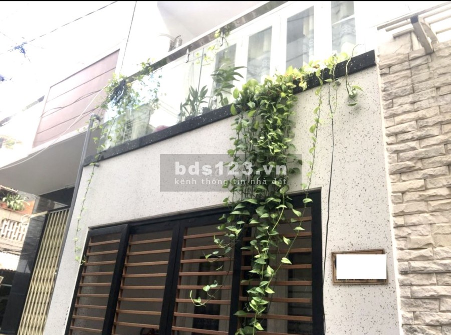 Chính chủ bán gấp giá tốt nhà 2 mặt hẻm tại Phạm Thế Hiển P4 Quận 8, lh 0907336342