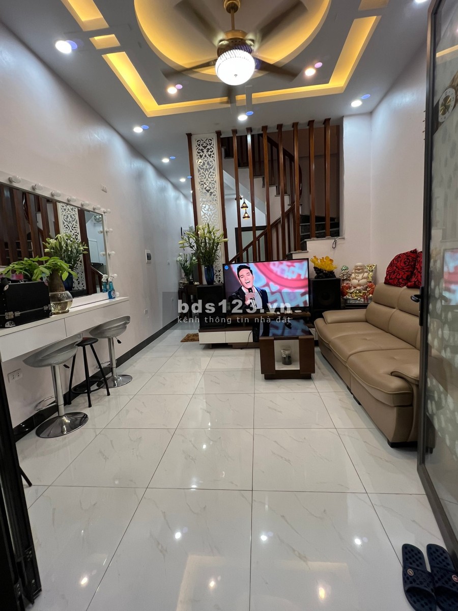 Bán nhà Lê Đức Thọ gần hồ Trí Đức ô tô gần diện tích 40m2 4 tầng mt 6m giá nhỉnh 4 tỷ
