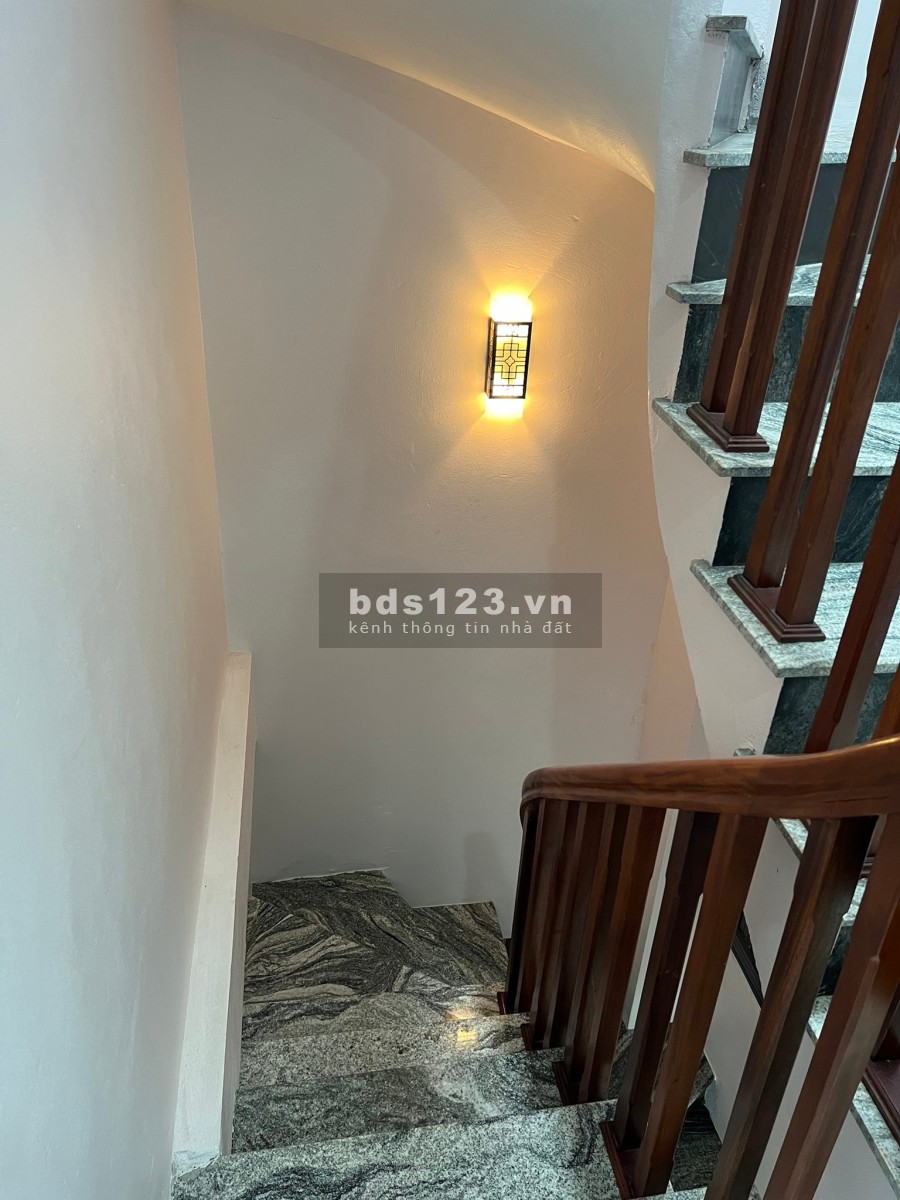 Bán nhà Lê Đức Thọ gần hồ Trí Đức ô tô gần diện tích 40m2 4 tầng mt 6m giá nhỉnh 4 tỷ