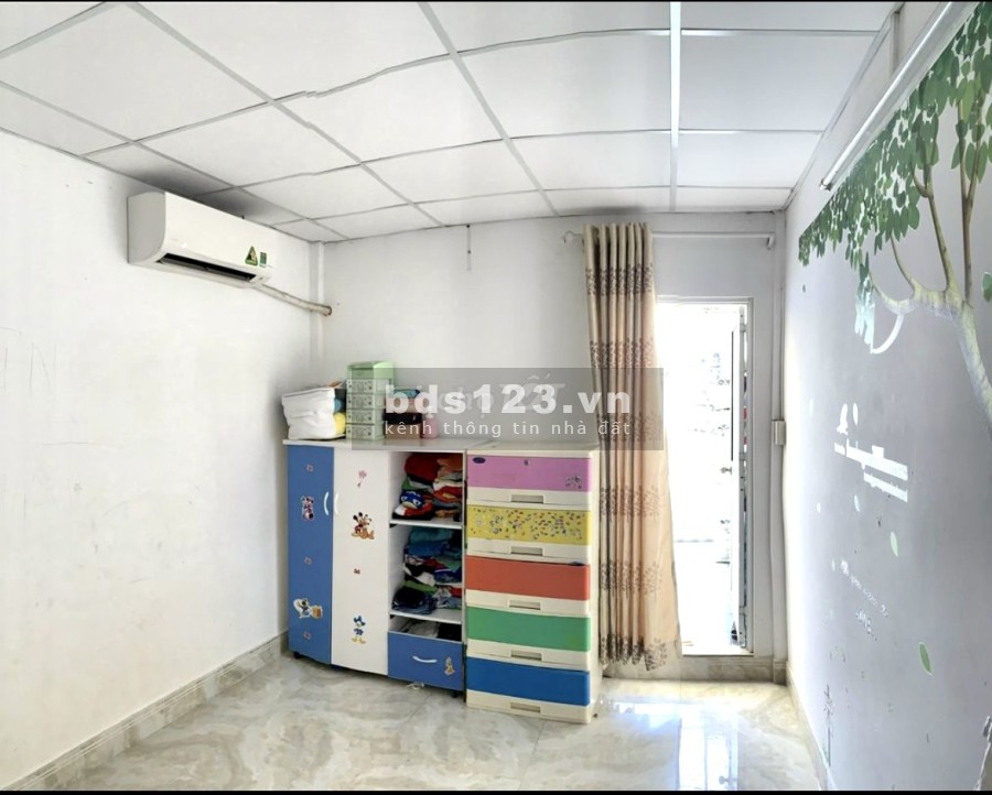 Chính chủ bán gấp giá tốt nhà 2 mặt hẻm tại Phạm Thế Hiển P4 Quận 8, lh 0907336342